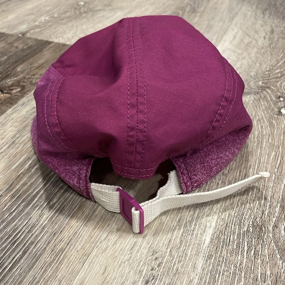 Nike Dri Fit Strap Back Hat - Picture 2 of 6